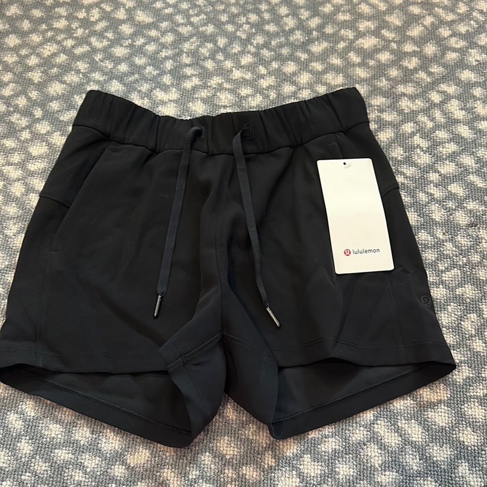 Lululemon On the Fly Short